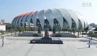 李雯雯勇夺,女子举重,公斤以上级,爱游戏,AiYouXi,爱游戏官网,爱游戏体育官网,爱游戏体育下载,爱游戏APP