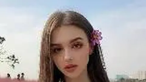 萨维奇爆料：格拉利什场内侮辱福萨里科，言辞失当引发争议